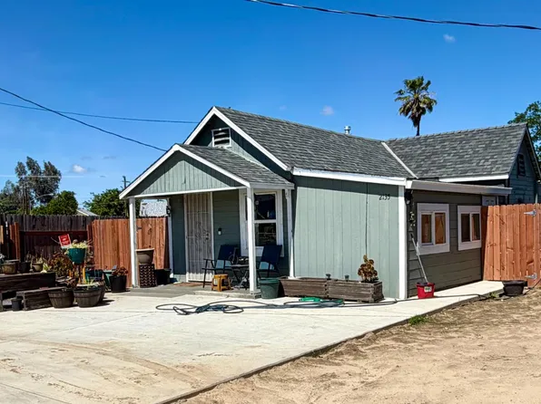 2135 Pine St, Ceres, CA 95307
