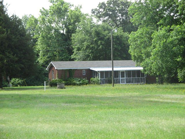 2nd image of 14809 Us Highway 301