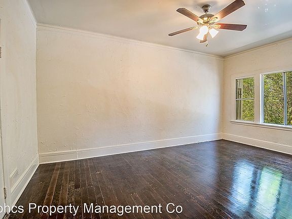 4th image of 415 S Westlake Ave APT 210