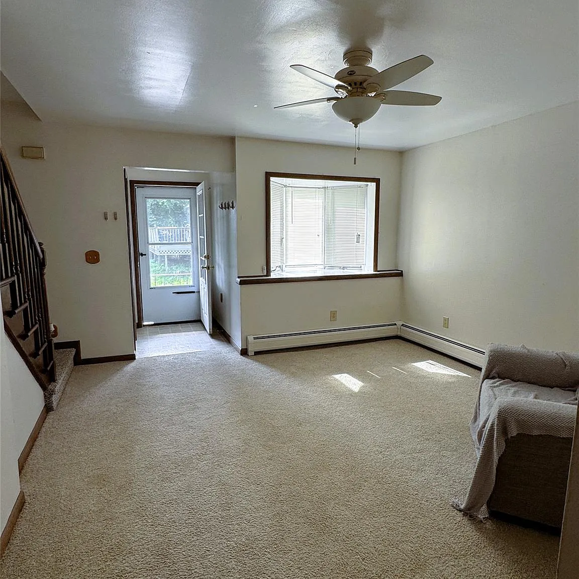 2 bed, 1.5 bath, 1500 sqft, $2,300 — Photo 4