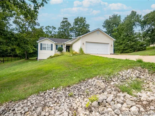 45 Evergreen Dr, Lake Ozark, MO 65049