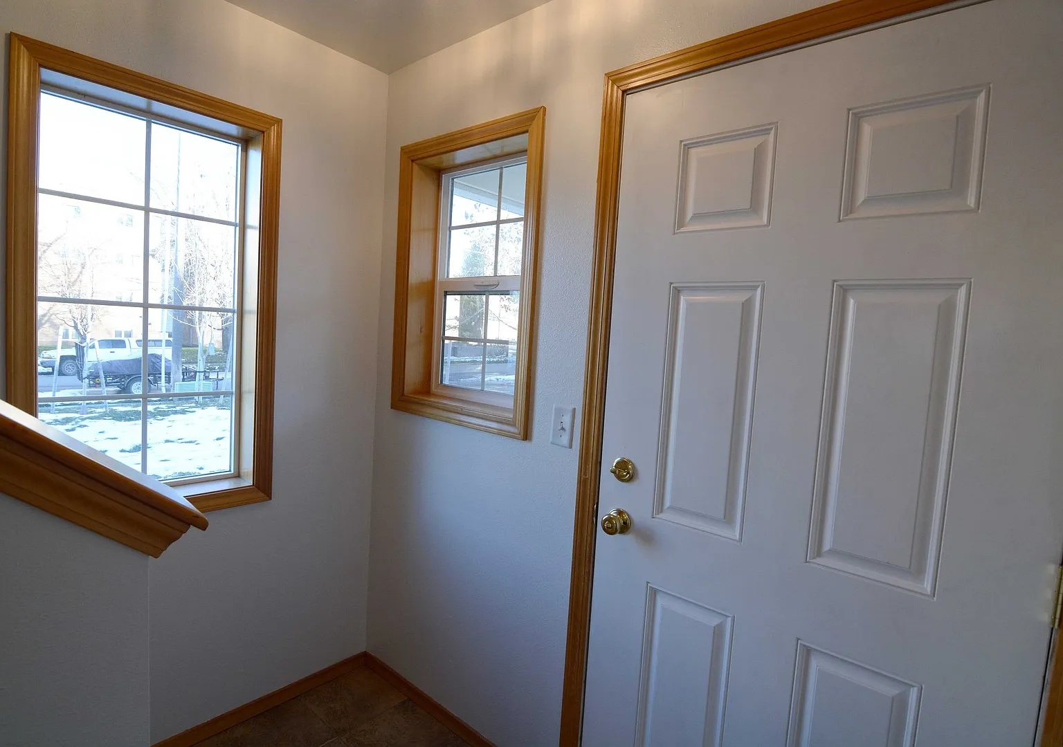 Midtown 3 Bed Condo — Photo 2