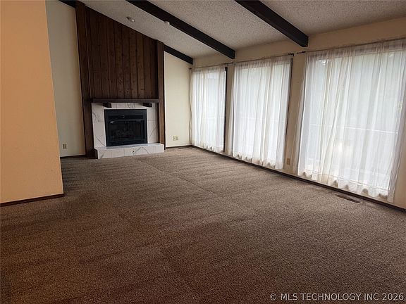 3rd image of 2855 E 90th St #28