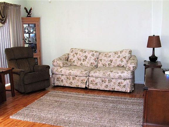 4th image of 10122 Moultree Ct