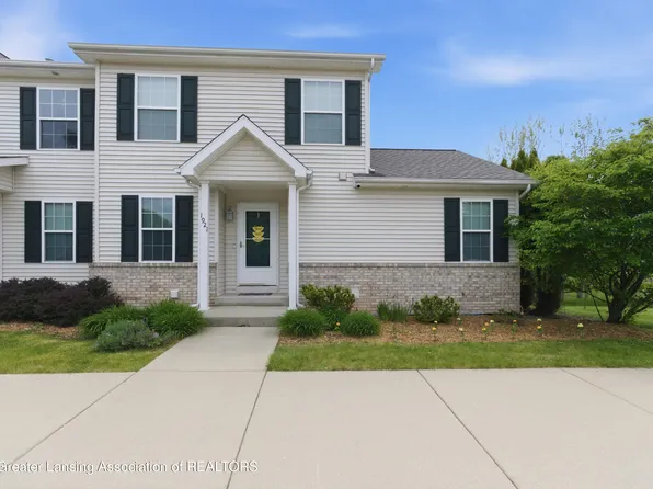 1921 Redbud Ln, Lansing, MI 48917