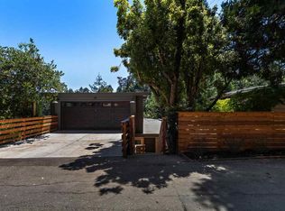 1825 Arrowhead Dr, Oakland, CA 94611
