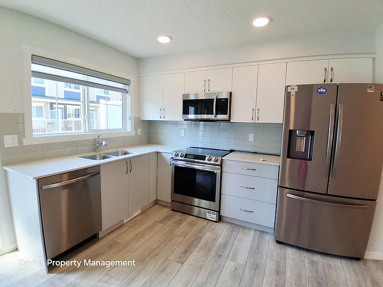 1110 Daniels Line SW #53 — Photo 2