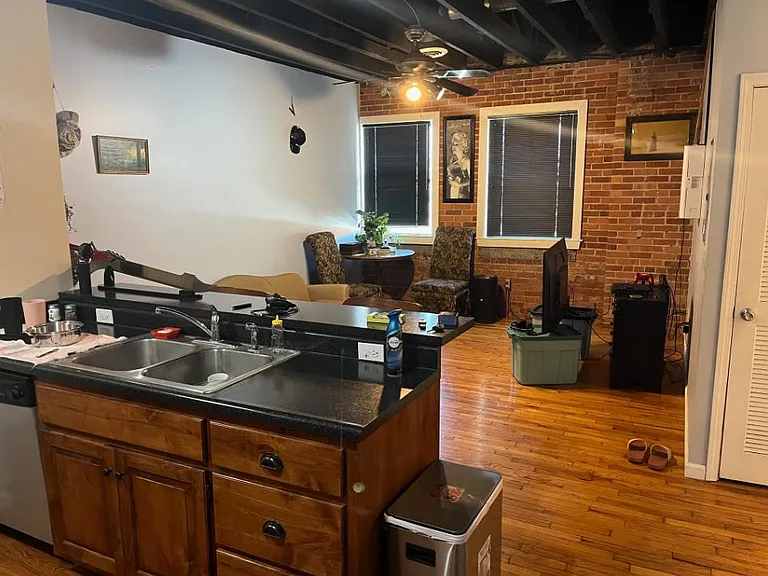 145 W Pine St #L — Photo 4