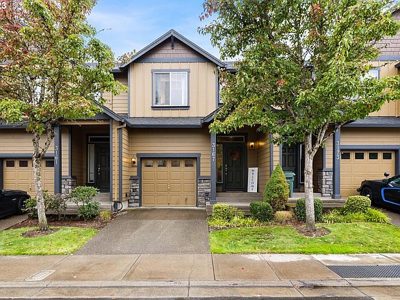 4th image of 3167 NE 14th Pl