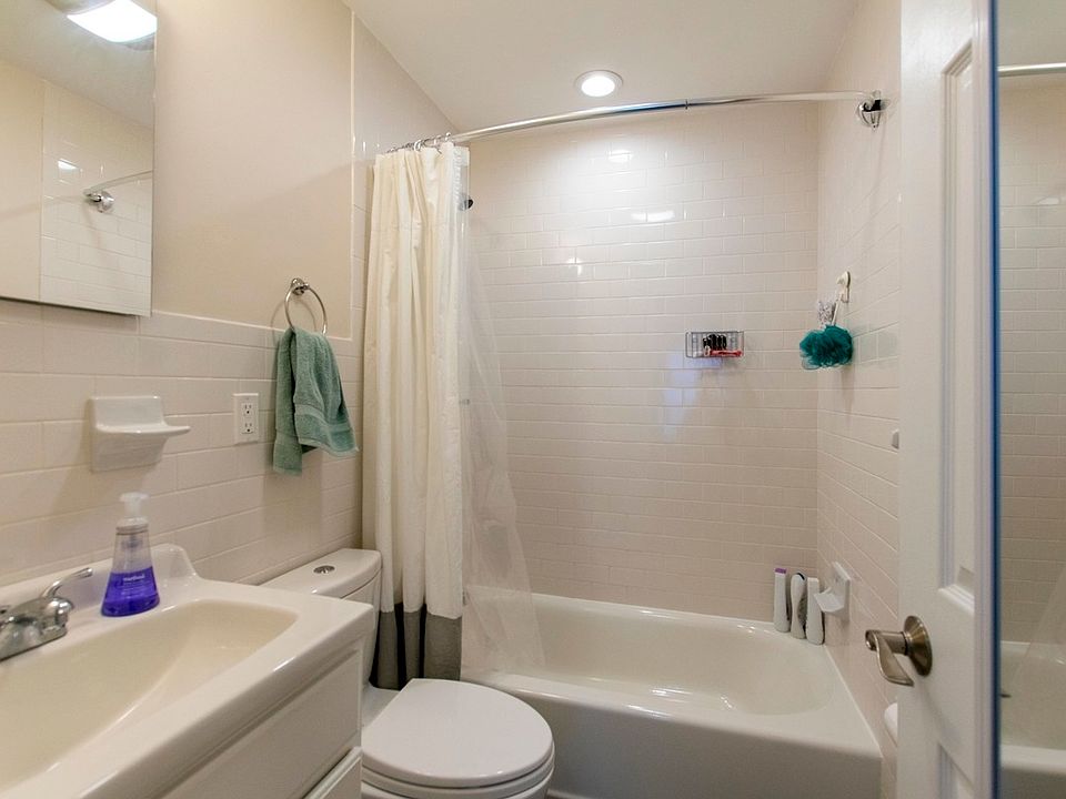 2nd image of 469 State St APT 4F