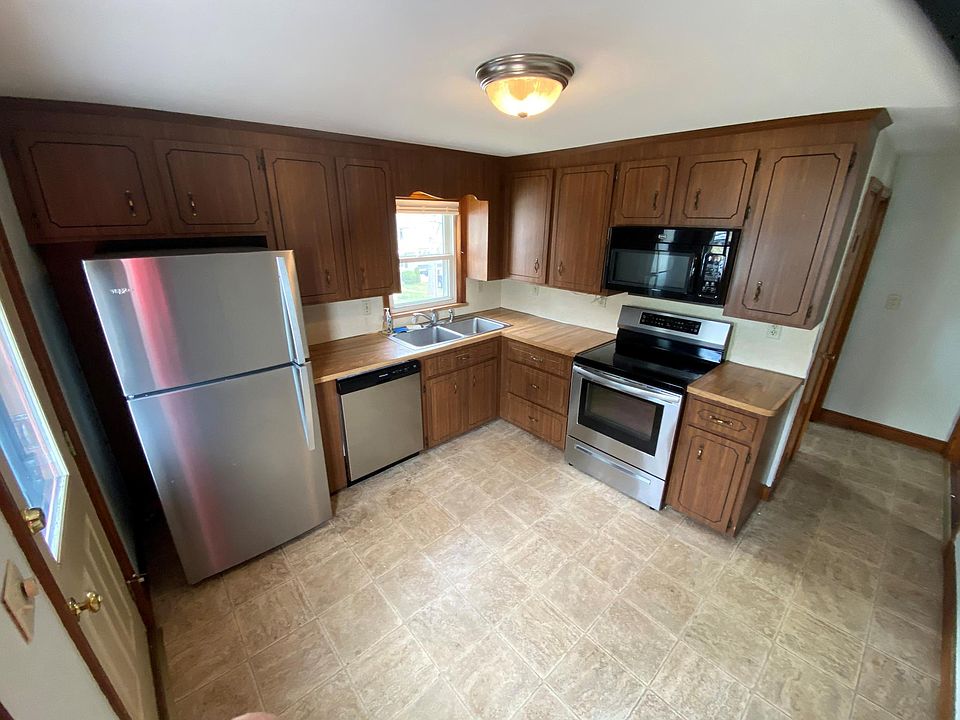 1st image of 65 Holmes Ave
