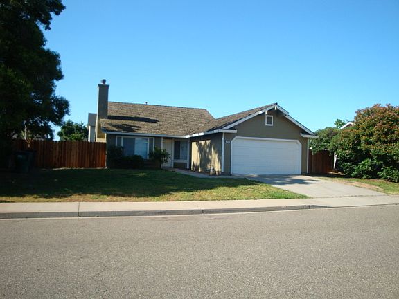 2nd image of 13020 Heather Dr