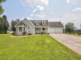 140 County Road 429, Englewood, TN 37329