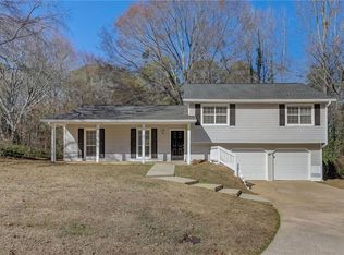 140 Wayside Dr, Lawrenceville, GA 30046