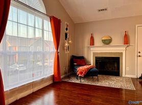 341 Waters Edge Ln, Madison, AL