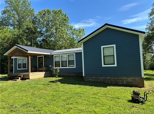 6909 E Shafer Ridge Rd, Milltown, IN 47145