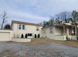 2725 Gideon Rd, Greenbrier, TN 37073