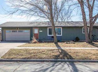 3018 Violet Dr, Waterloo, IA 50701