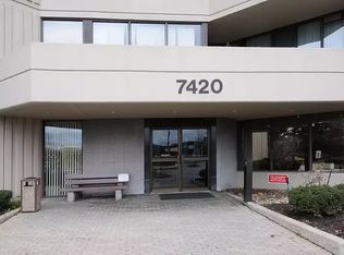 7420 Bathurst St #1102, Vaughan, ON L4J6X4