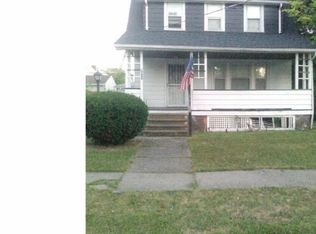 19606 Pawnee Ave, Cleveland, OH 44119