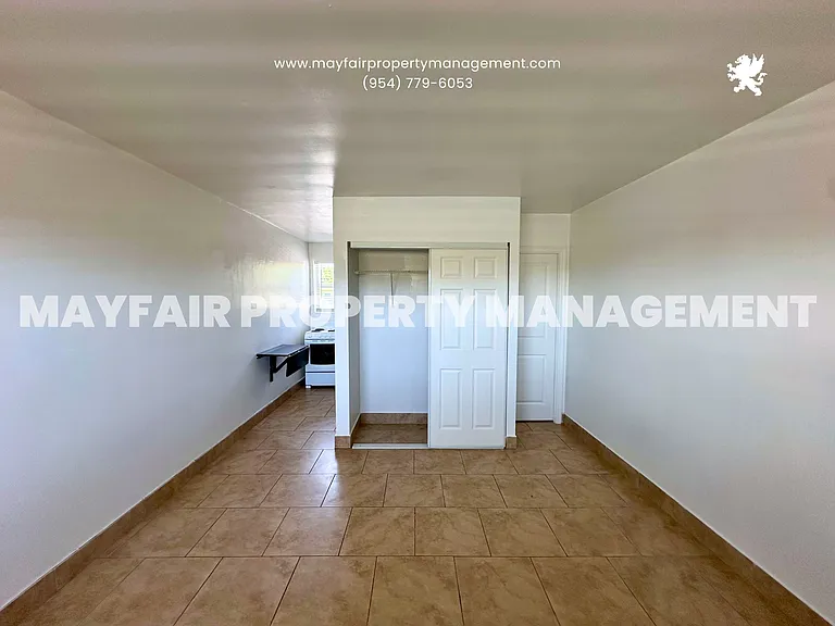 2915 Broadway #7 — Photo 6