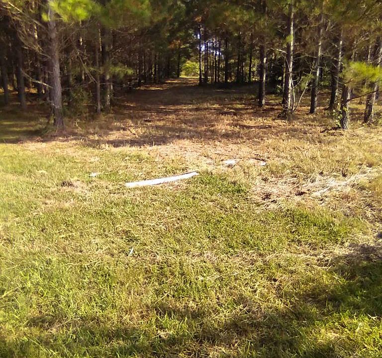 1st image of 122A Stockton Dr