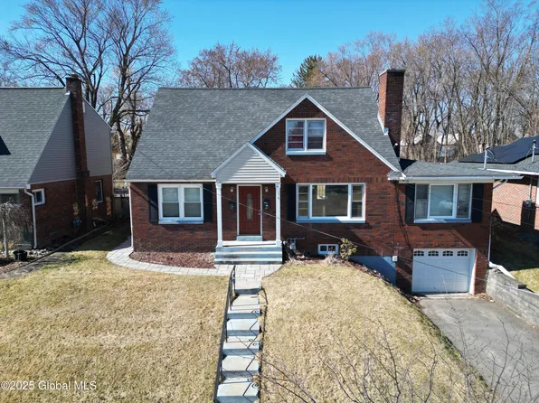 26 Marinello Terrace, Albany, NY 12209