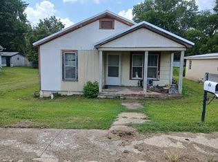 539 Church St, Halls, TN 38040