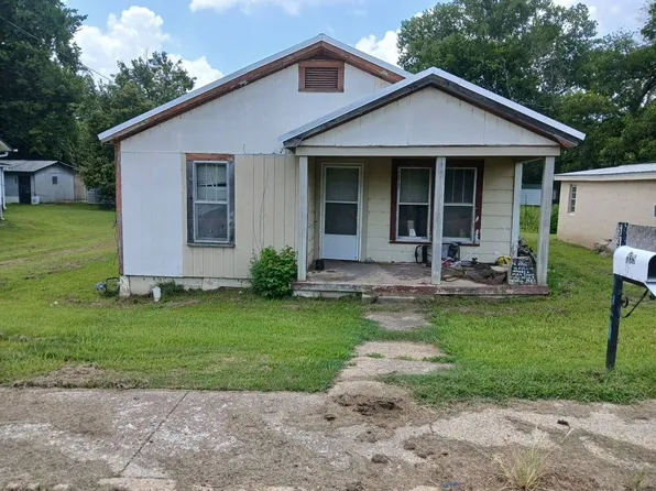539 Church St, Halls, TN 38040