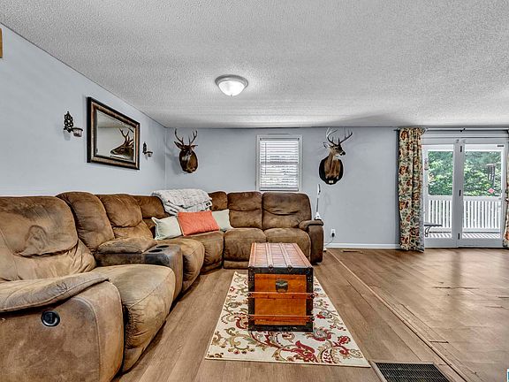 2nd image of 325 Turtle Dove Rd