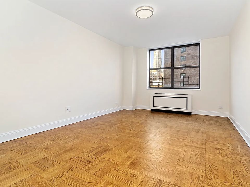 2nd image of 800 W End Ave #12G
