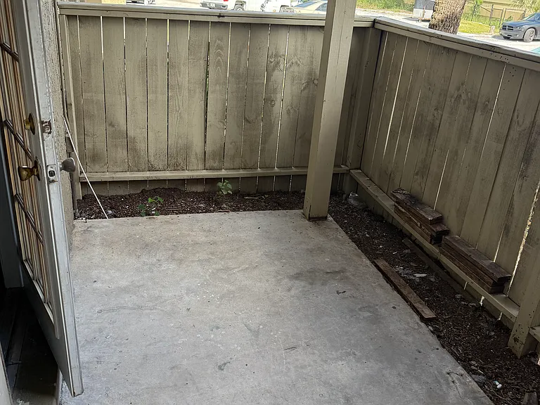 Wymore Rd — Photo 30