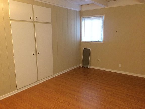 4th image of 2124 Juanita Ln