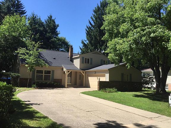 2nd image of 2041 Cherry Run Ct NW