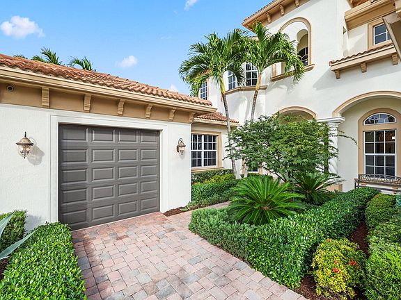 4th image of 17334 Pavaroso Street