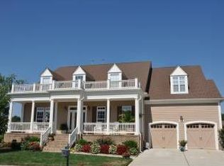 316 Refuge Xing, Chesapeake, VA 23320