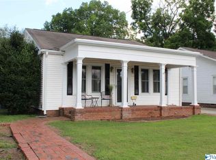 510 N Madison St, Athens, AL 35611