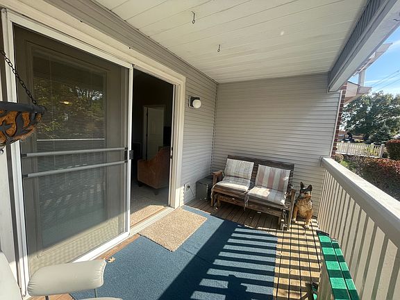 5th image of 2990 Sequoia Dr APT 7