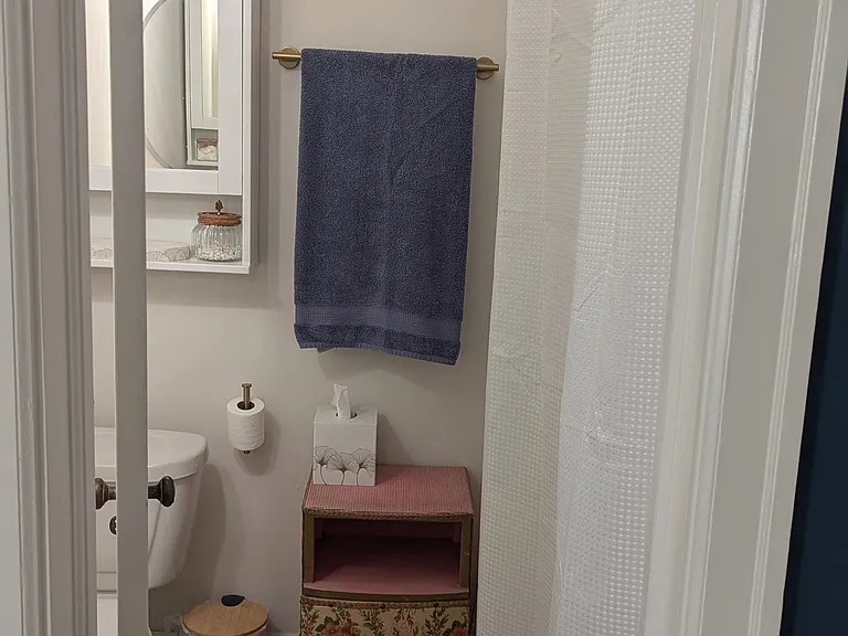 135 Oak St #3 — Photo 8