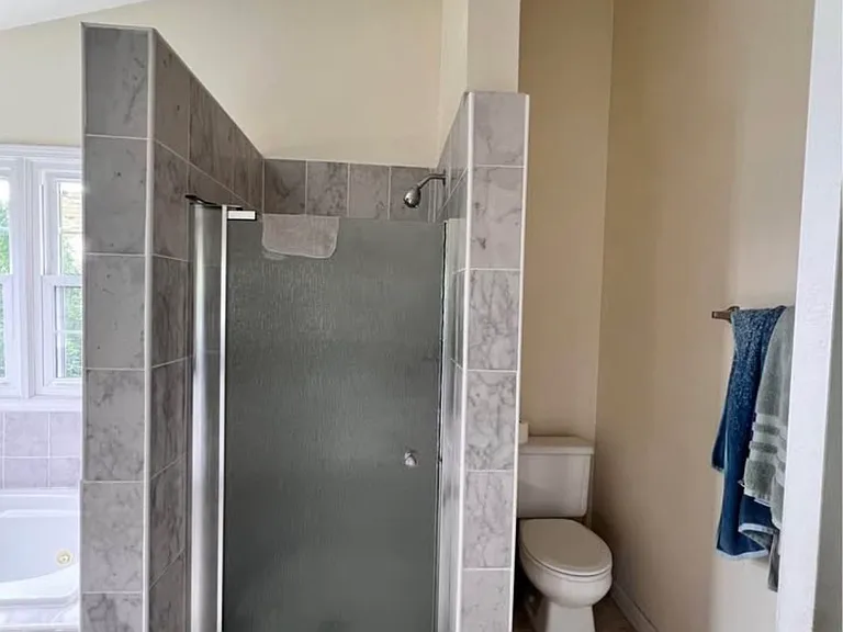 875 Vernon Ct S — Photo 7