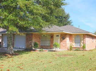 11915 Binghampton Dr, Houston, TX 77089