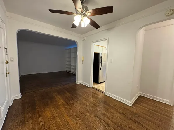 69-10 Yellowstone Boulevard image 2 of 20