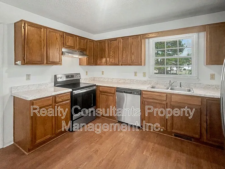 9321 Oat Dr — Photo 8