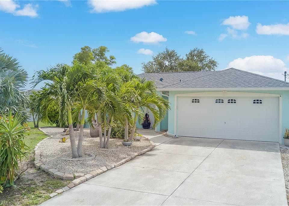 1st image of 304 NW 22nd AVE