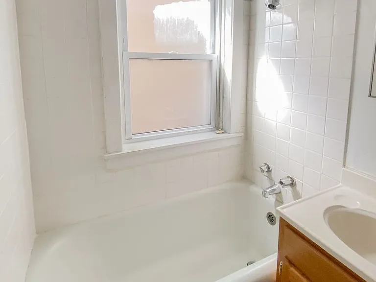 1825-39 W. Foster / 5131-37 N. Wolcott — Photo 21