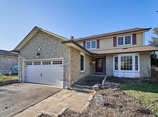 111 Hialeah Cres, Whitby, ON L1N6P9