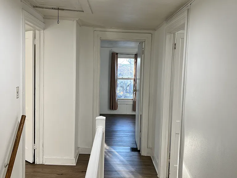 65 Tompkins St — Photo 15
