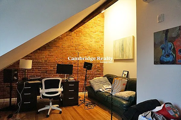 164 Broadway #3T — Photo 4