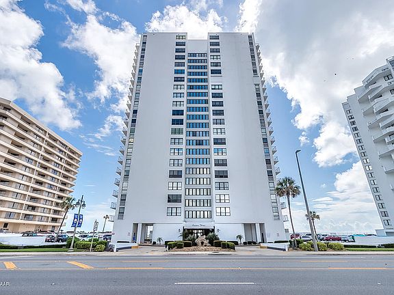 2nd image of 3043 S Atlantic Ave APT 806