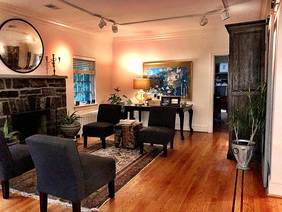 2nd image of 5023 Washington Blvd